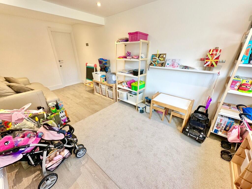 IMG-20250630-WA00...