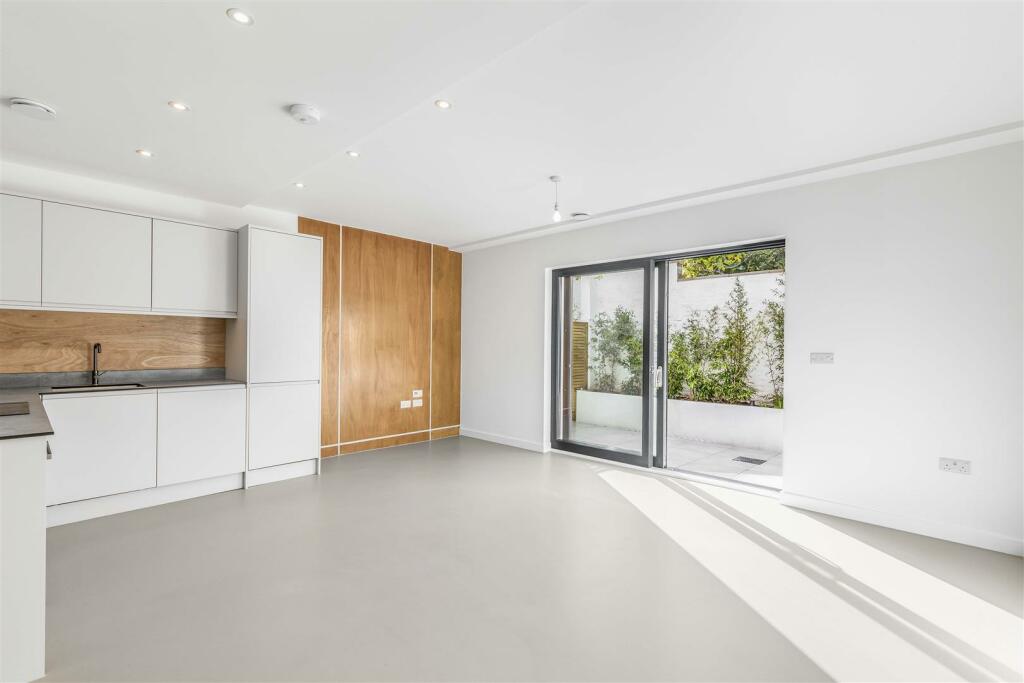 34-38_Inglemere_Road_1bed-2.jpg
