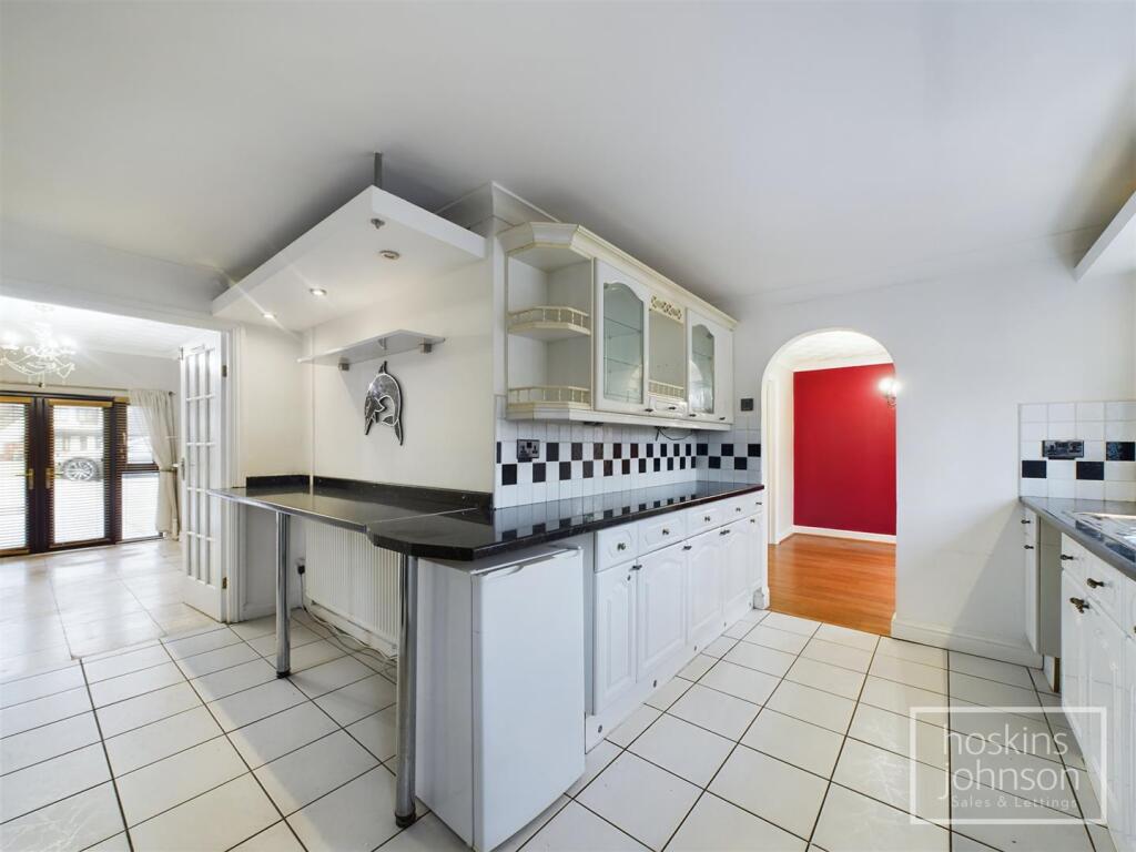 Kitchen/Breakfast Room
