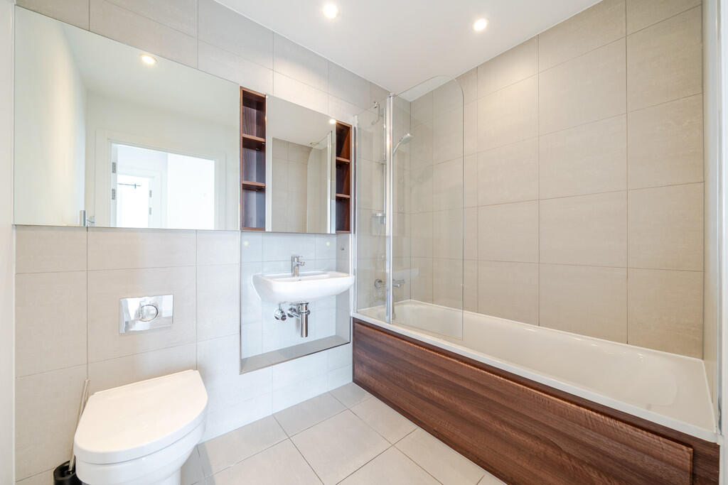 1332566-5-688cbd0...