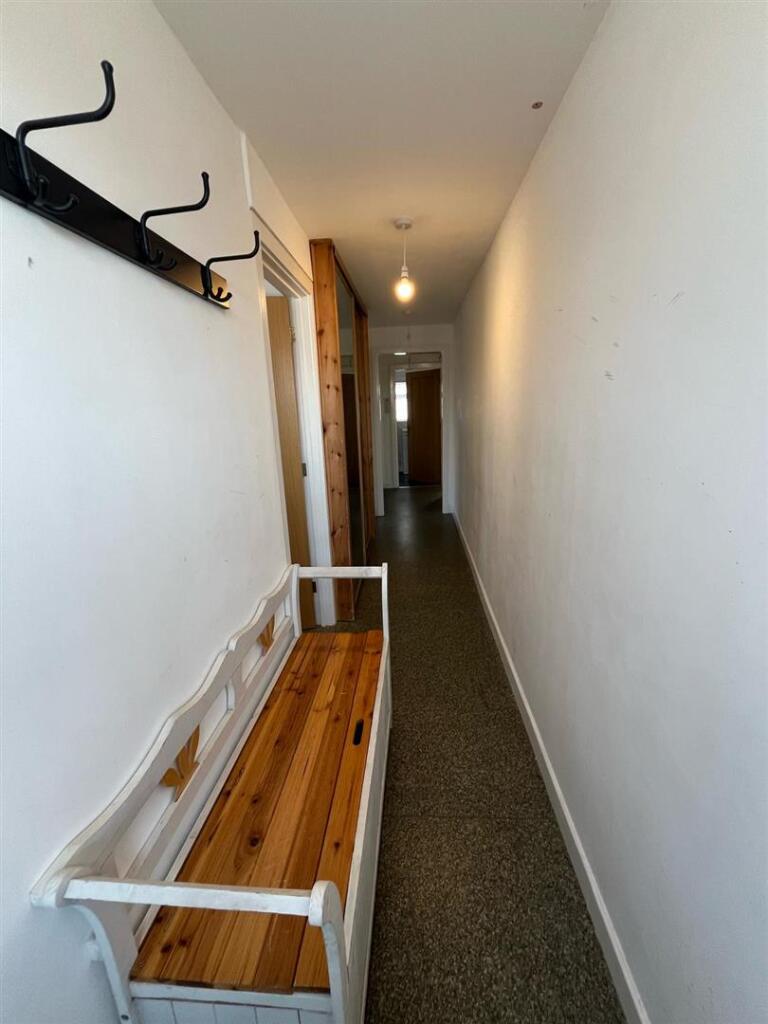 WhatsApp Image 2025-04-11 at 18.03.06_9c3715e4.jpg