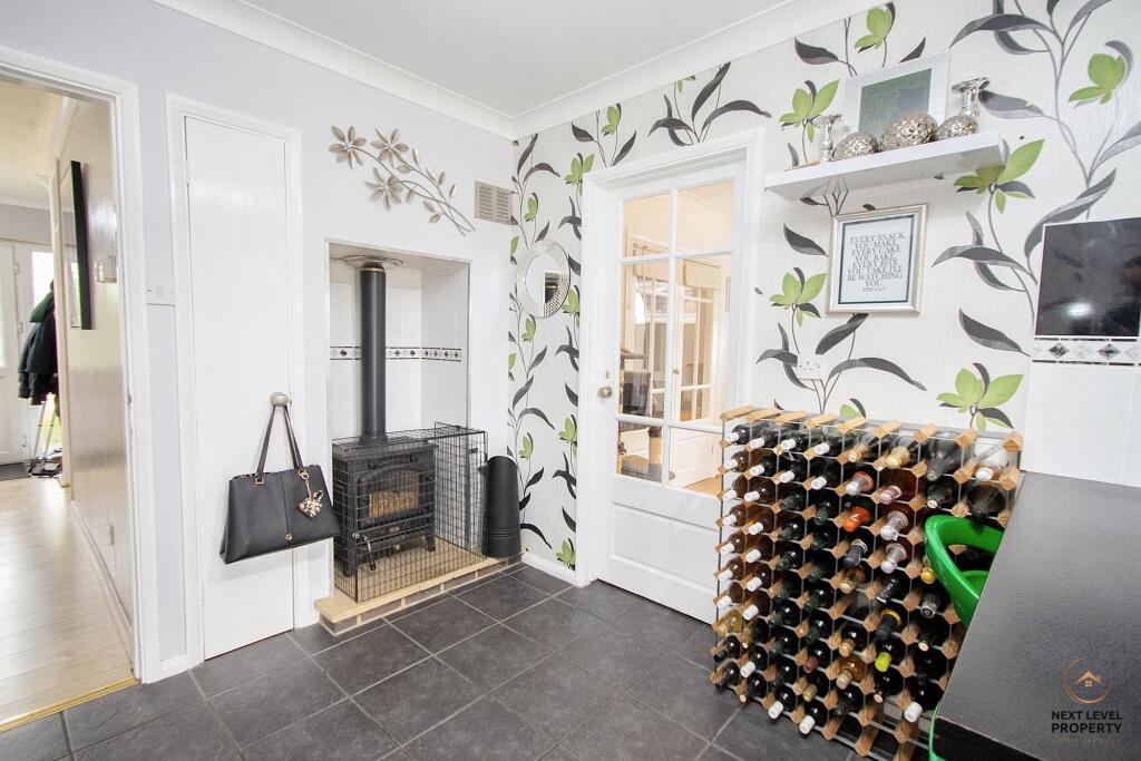 Kitchen/Breakfast Room