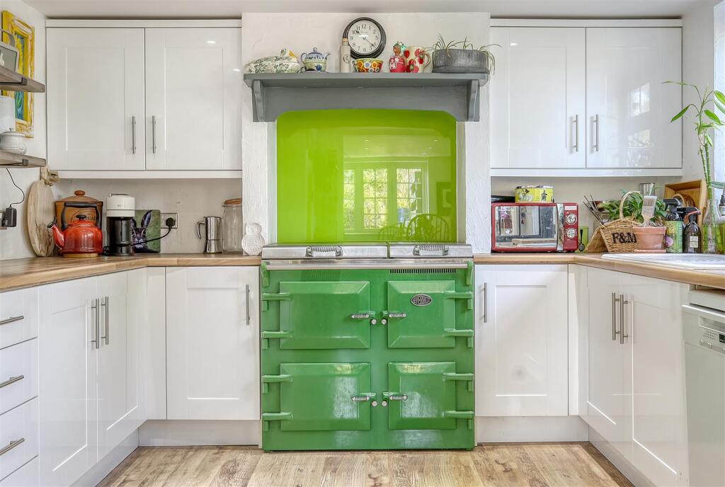 img_9873_11 copy.jpg