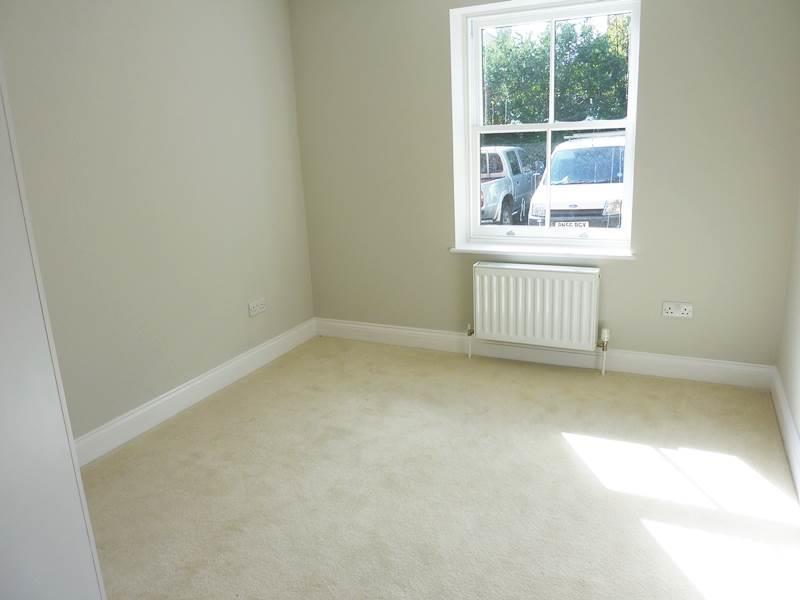 Double Bedroom.jpg