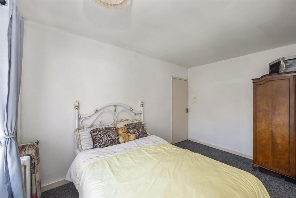 King George VI Dr 17 BED 1A.jpeg