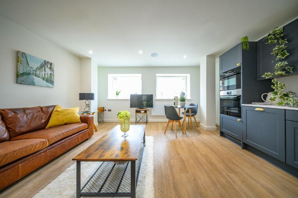 Kitchen/living area