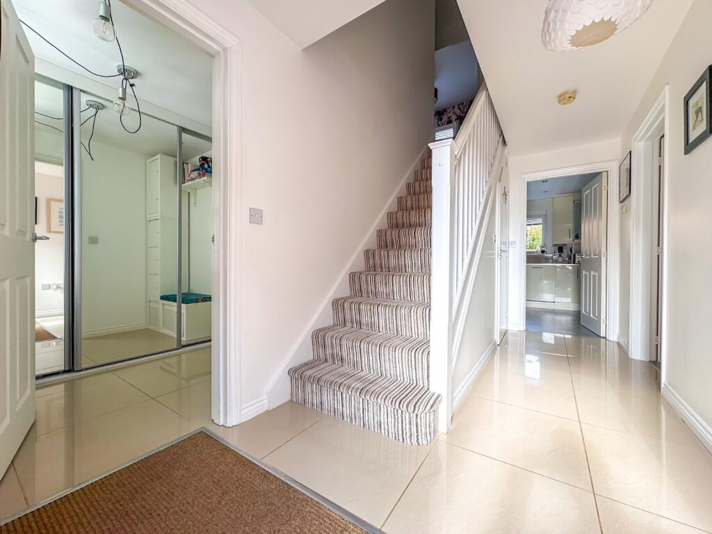 Entrance/Cloak Room