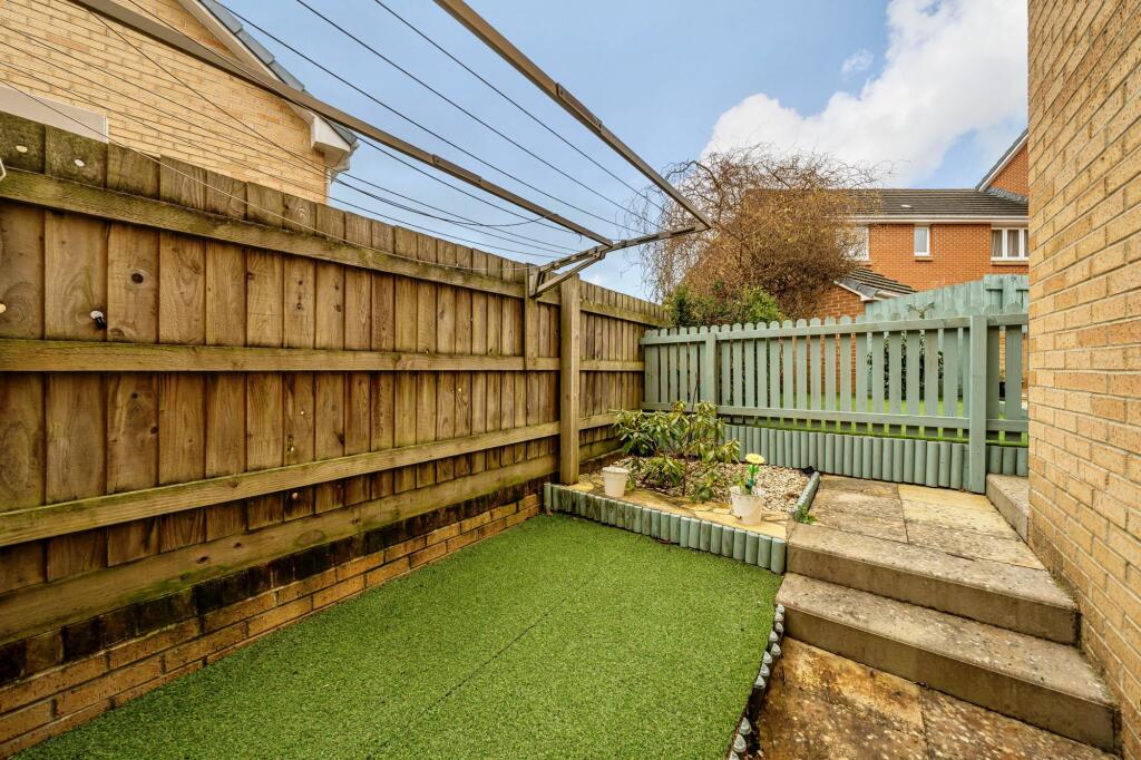 Side garden