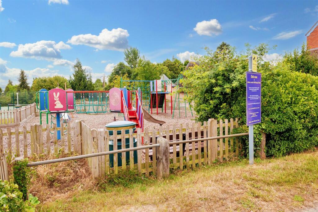 Ashton-Under-Hill Playground &amp; Park