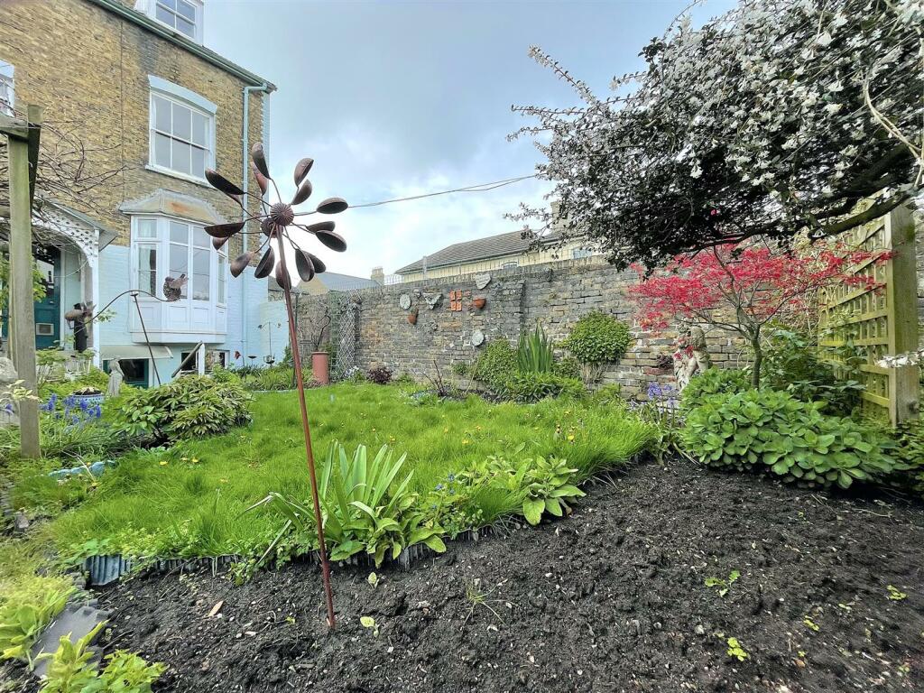 Garden (4).jpeg