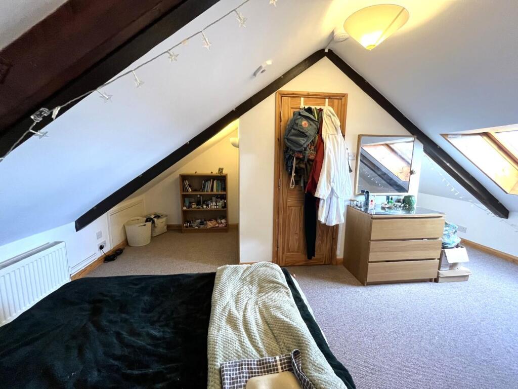 Attic Bedroom 2.JPG