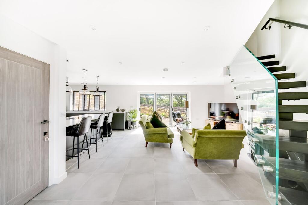 LIVING DINING KITCHEN