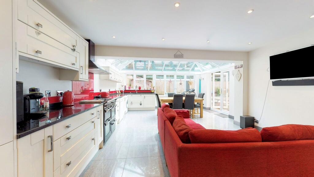Kitchen \ Diner \ living space