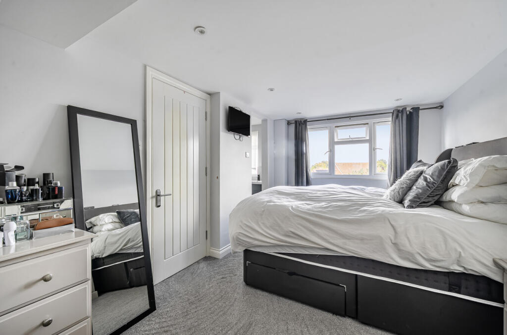 1356153-17-68d3ef...