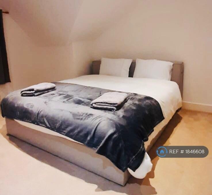 Bedroom 4-Third Floor 