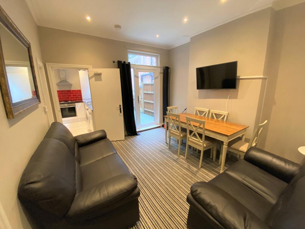 69326_7874_IMAGES_MAIN_693269