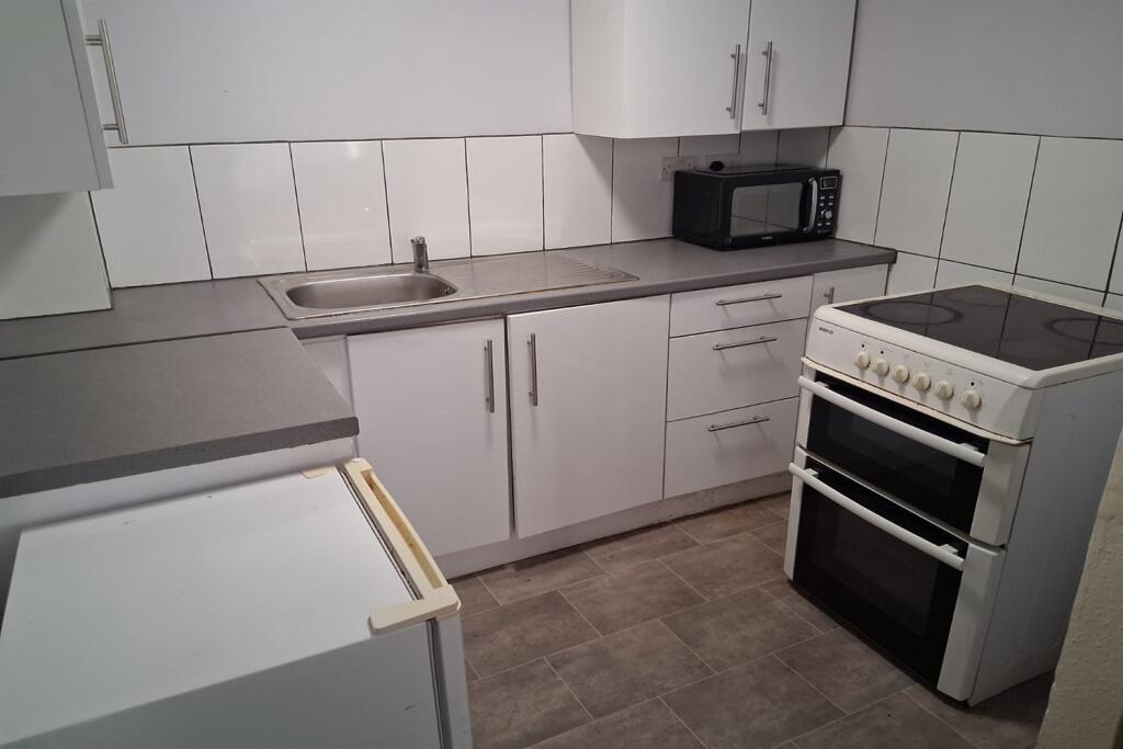 Recently fitted kitc