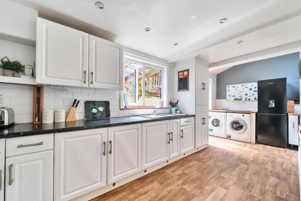 1310281-16-684c2f17232db