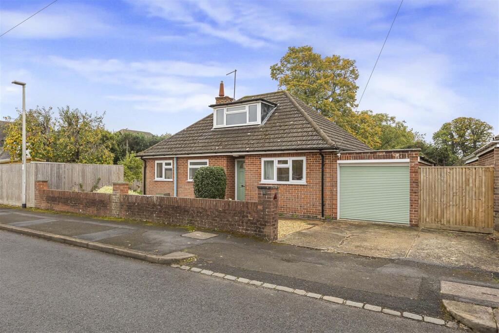 Sandcroft Road, Caversham, Reading