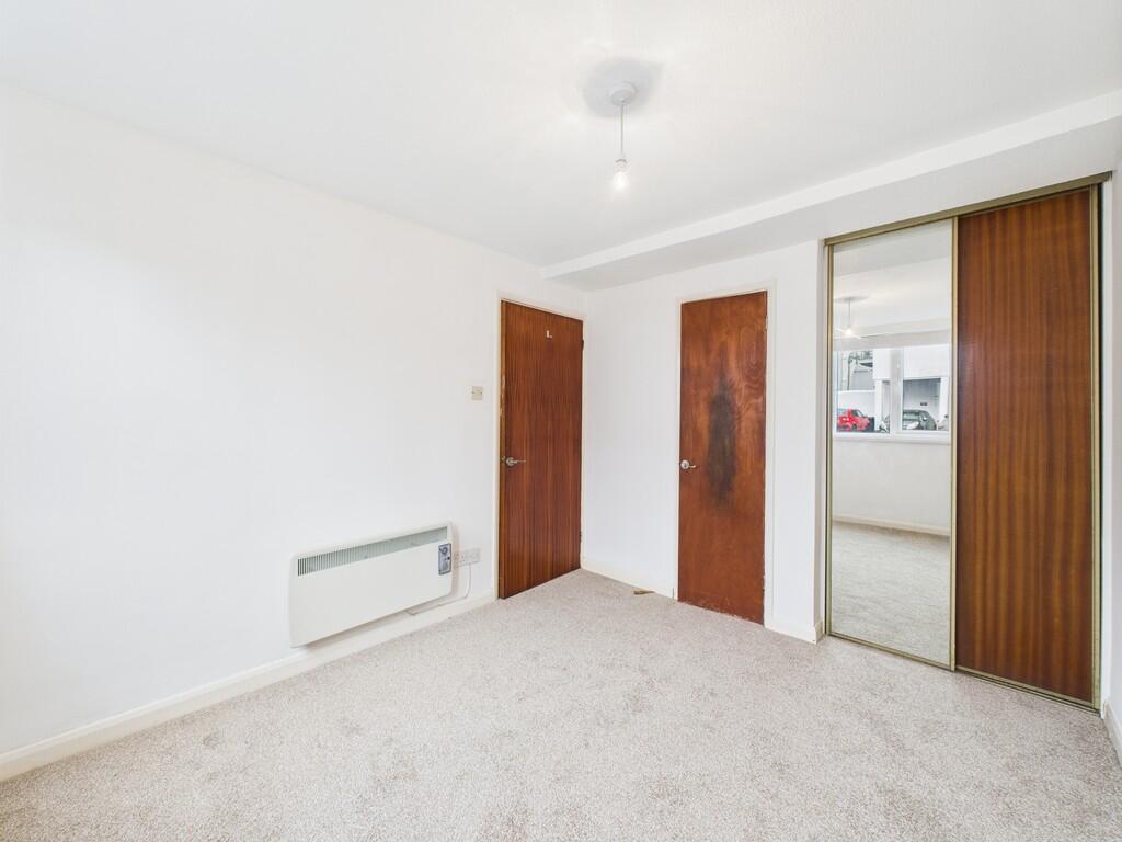 CAM02089G0-PR0549...