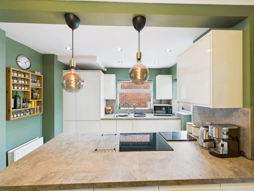 CAM01835G0-PR0264...