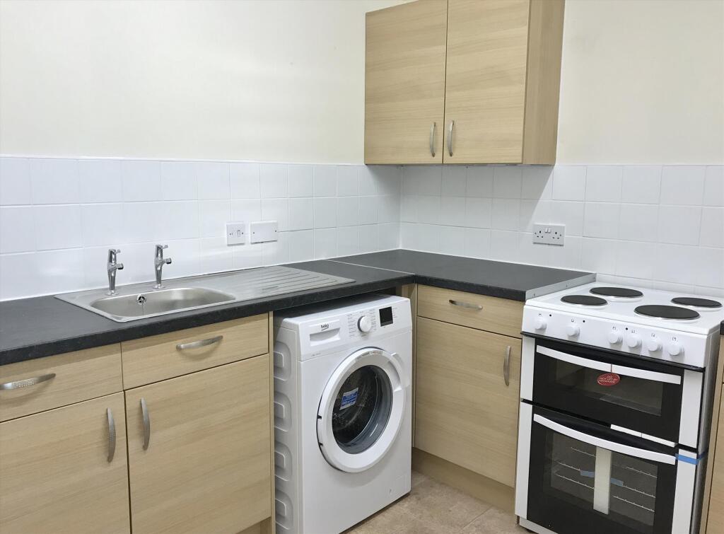 Kitchen 1