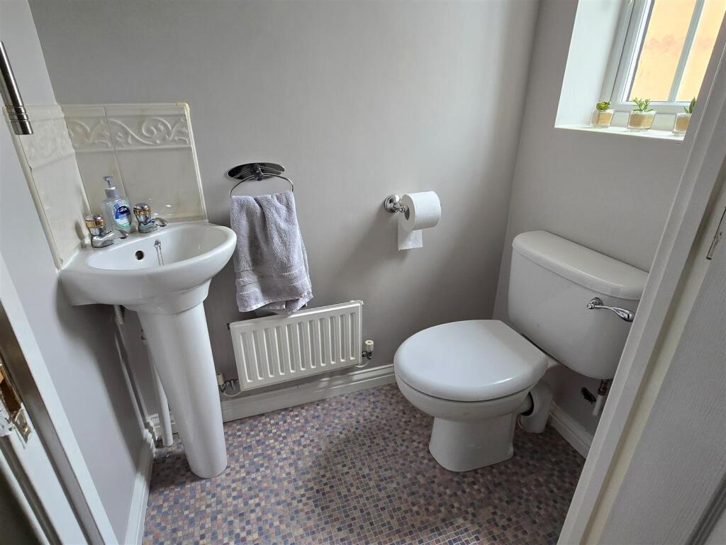 Guest Cloakroom