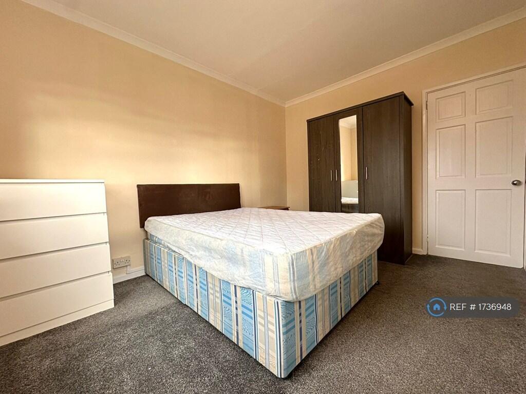 Double Bedroom  1