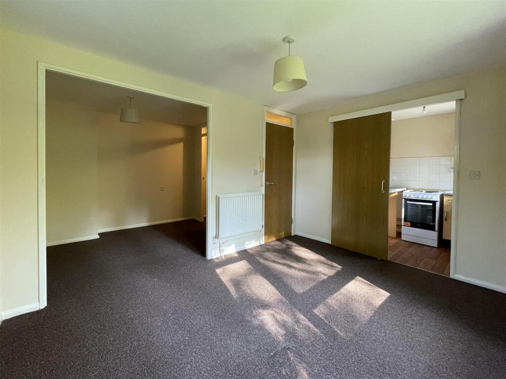 Studio Room