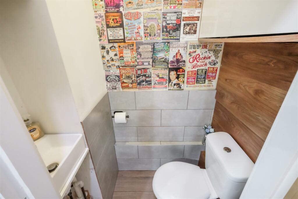 Lower Ground Floor WC