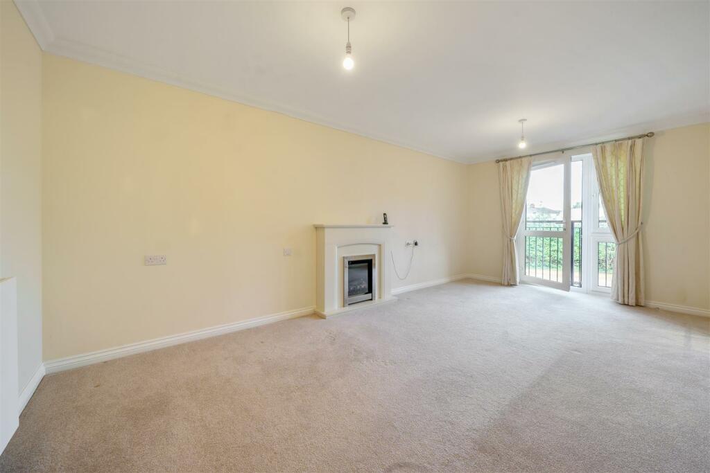 Living Room.jpg