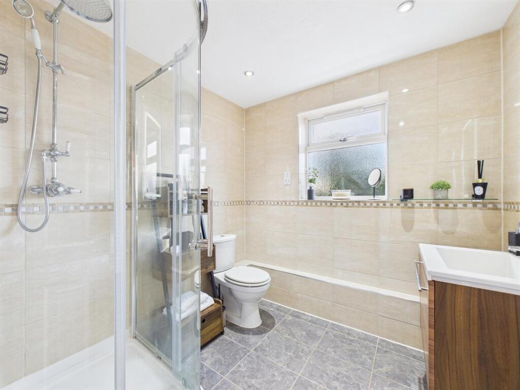 En-Suite Shower Room