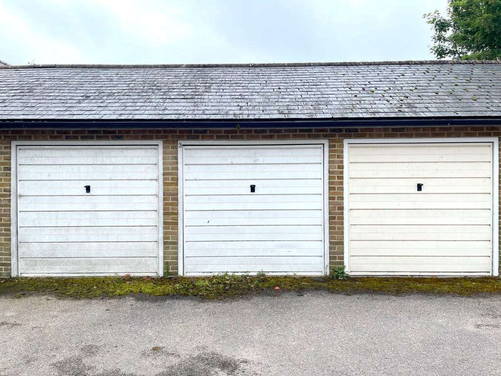 Garage (1)
