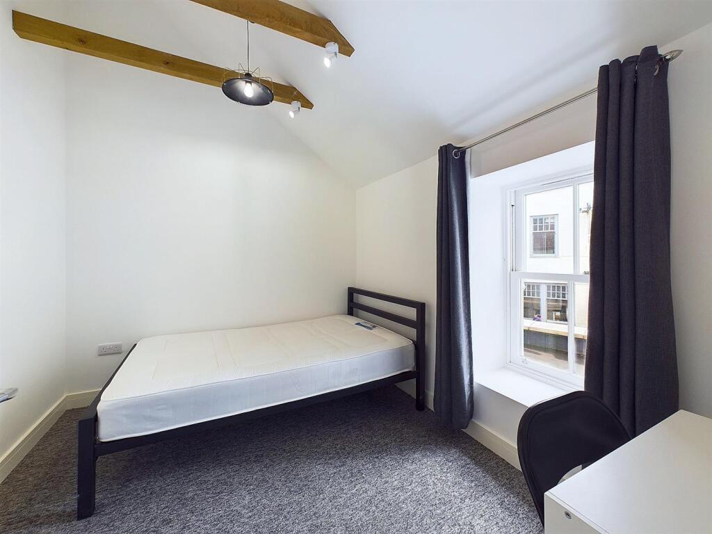 15 - Six-Bedroom HMO for Auction, Westbury-on-Trym