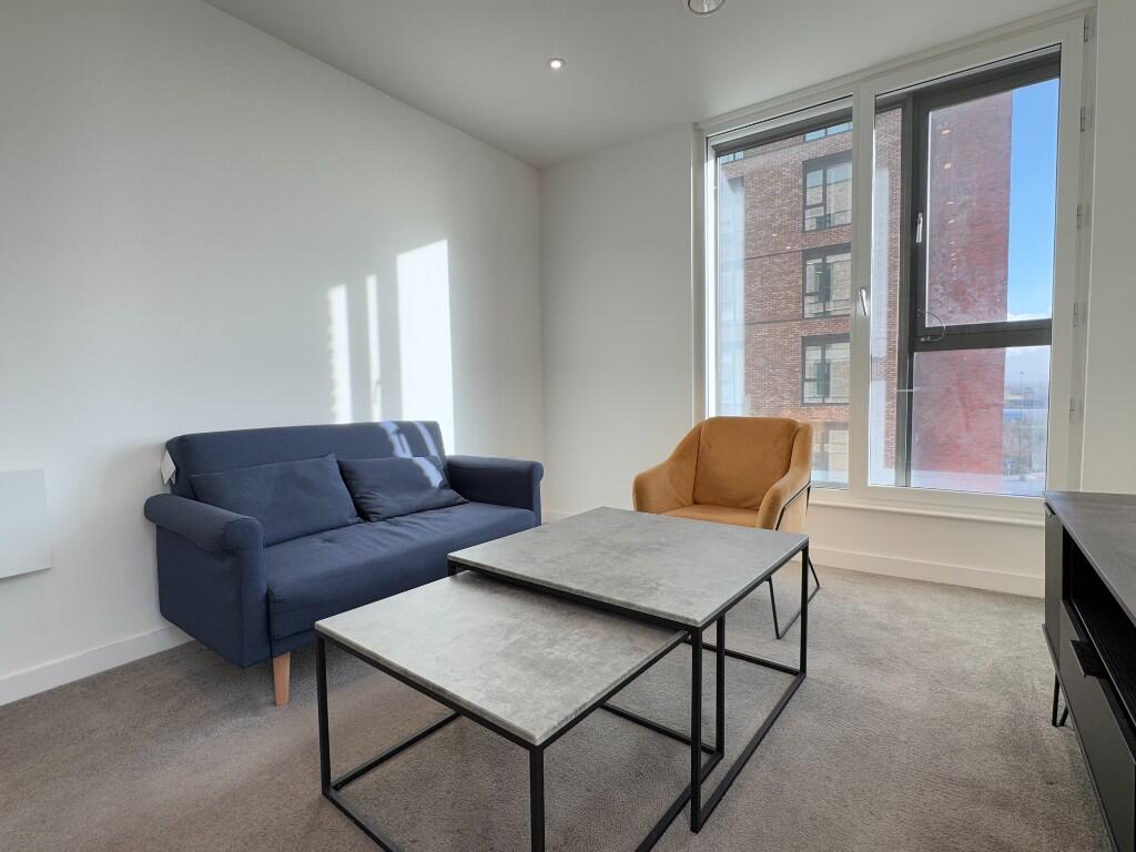 Wharf End, Manchester, Greater Manchester, M17, [REF: bBC2gp]