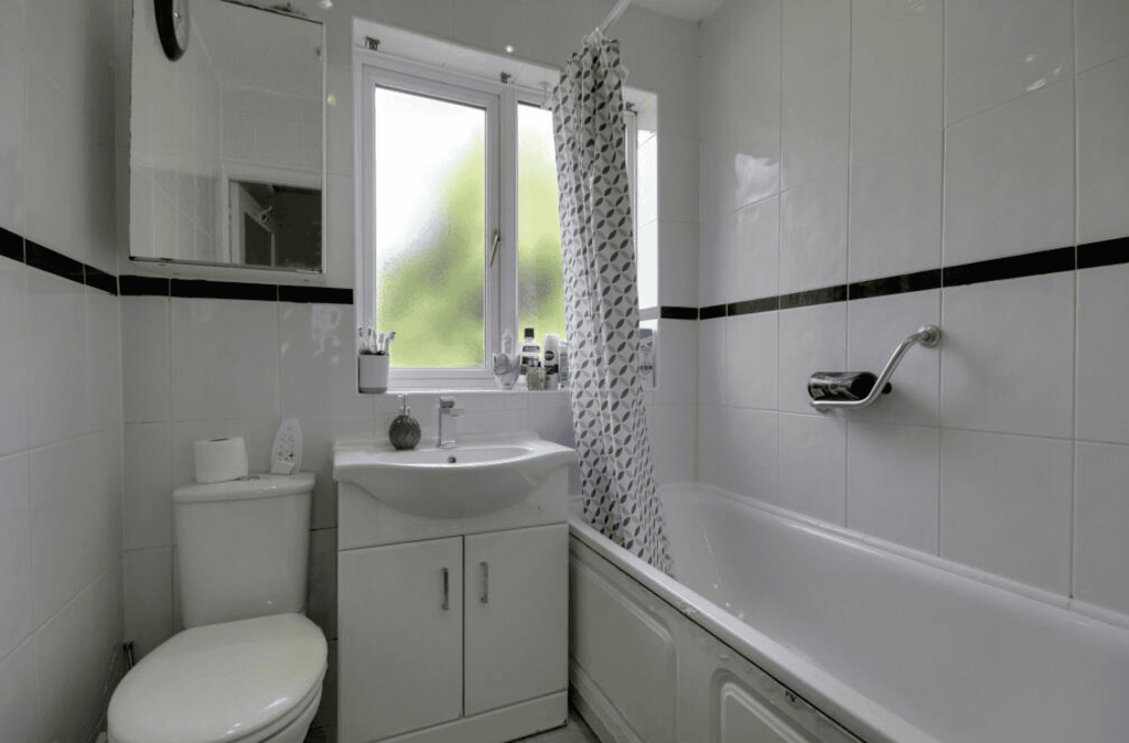 BATHROOM ONE