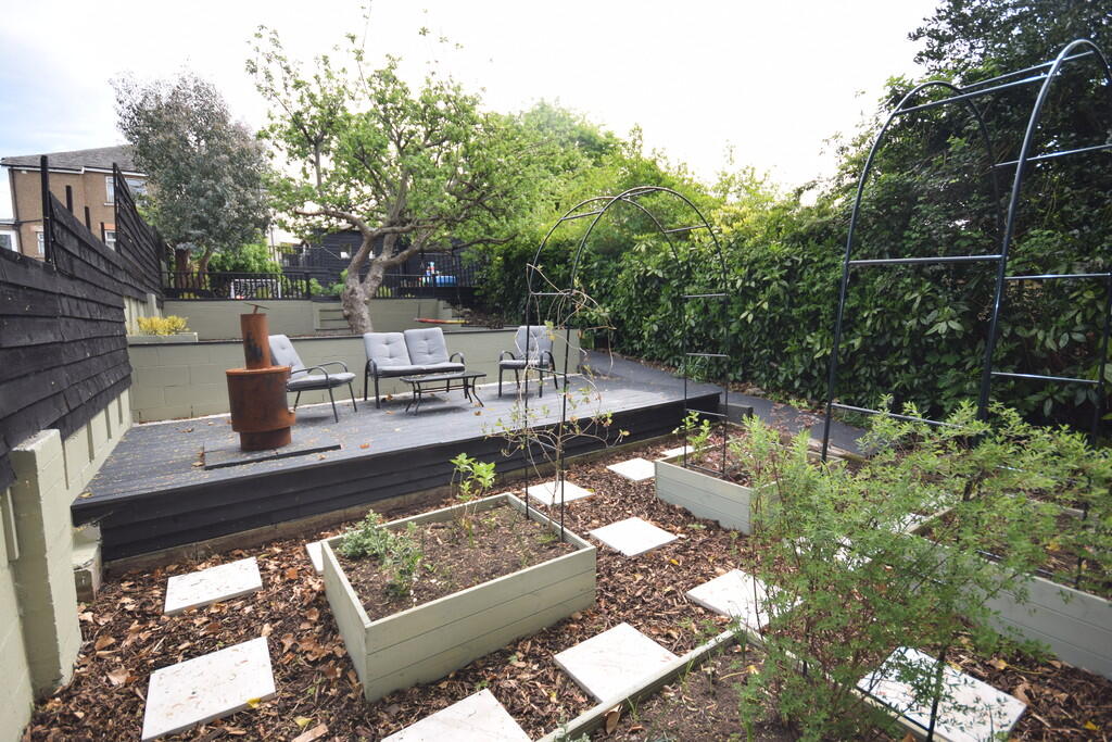 GARDEN
