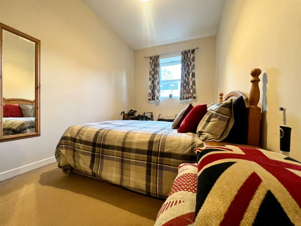 USE bedroom (3).jpg