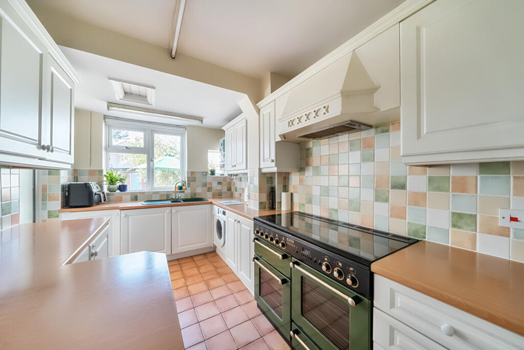 1340127-15-6899cf...