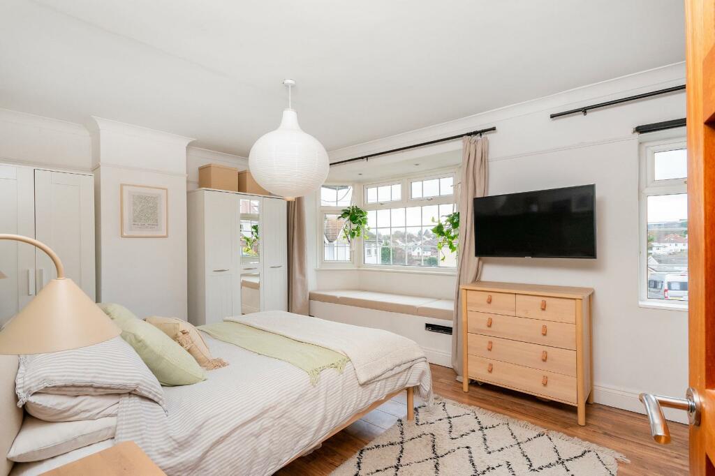 2D6CBH - Bedroom K.jpg