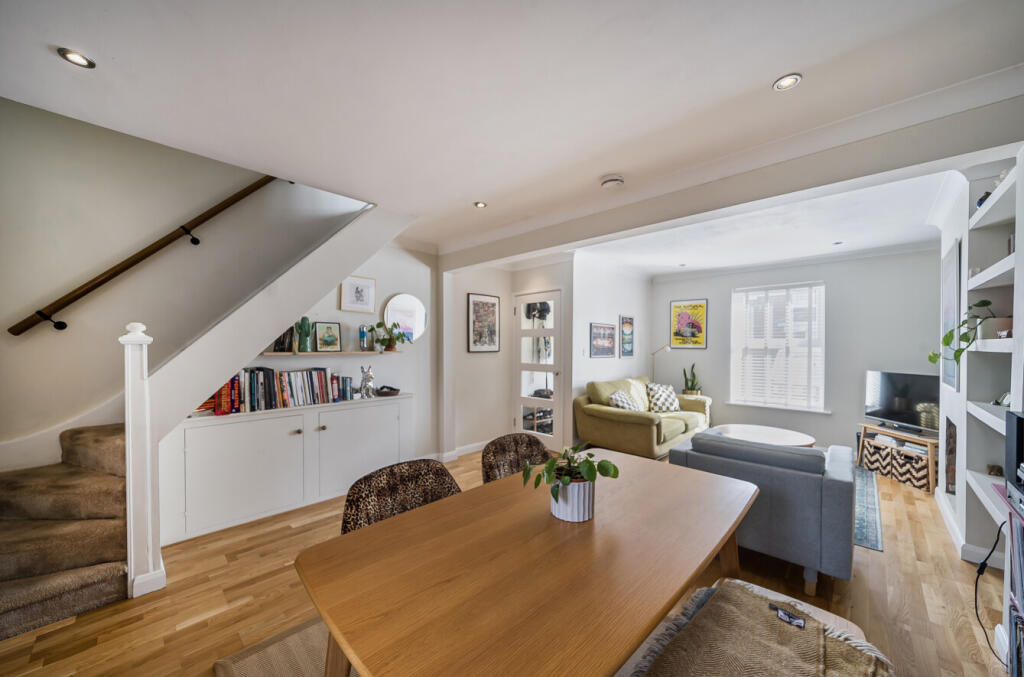 1345282-24-68af15...