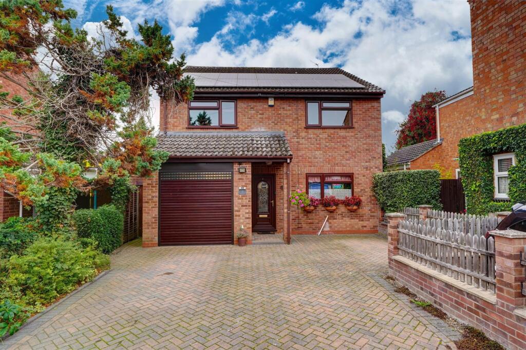 8 Lambert Rd (2).jpg