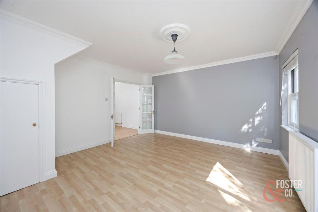 Medina Place, 4_018.JPG