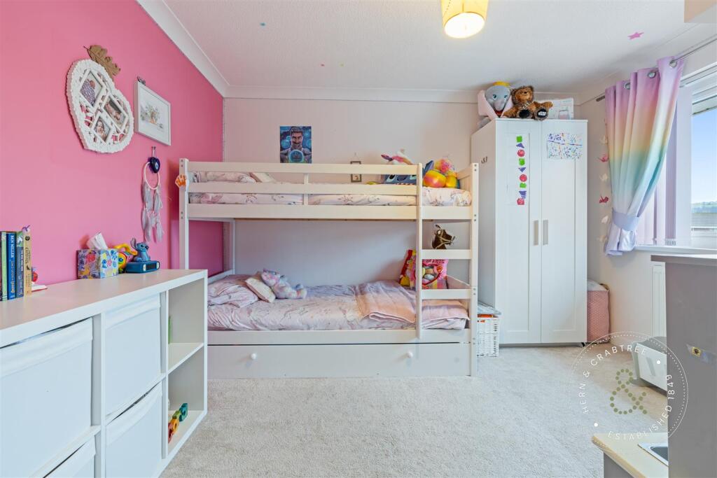 Bryn Pinwydden, Hern Crabtree (22).jpg