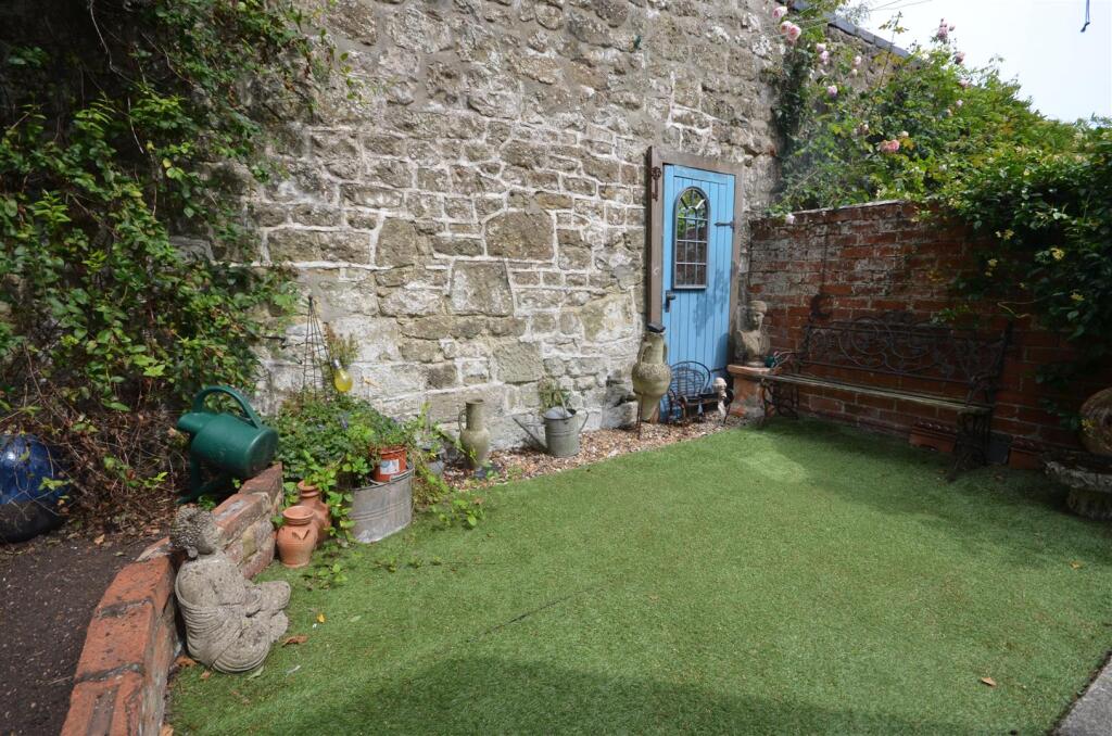 Courtyard Gaden