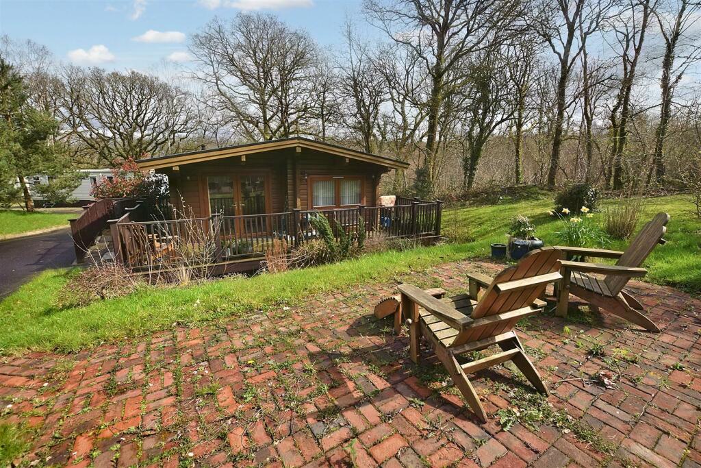 Seating Area / Patio