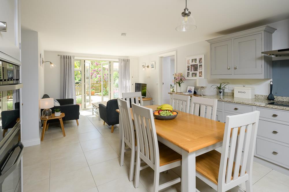 7 The Old Quarry GL7 5ND-Low Res-27.jpg