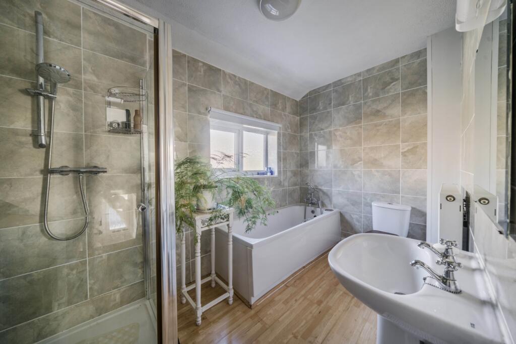 1357870-7-68d286aaeb02e