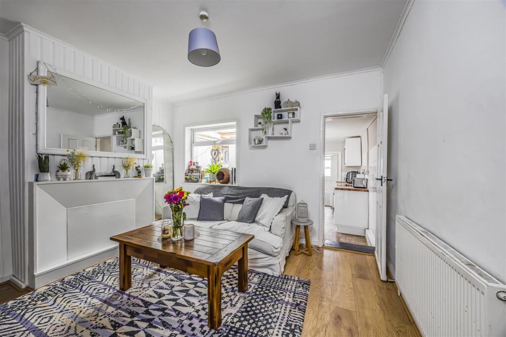 52 Alver Road, Fratton-PorticoMarketing-SoldBy-12.