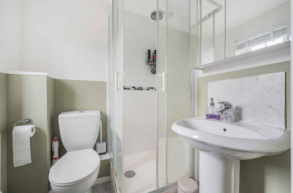 1341320-9-68a4a7e...